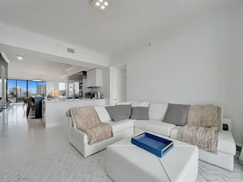 5500 Island Estates Drive Aventura FL 33160