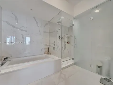 5500 Island Estates Drive Aventura FL 33160