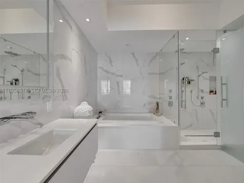 5500 Island Estates Drive Aventura FL 33160