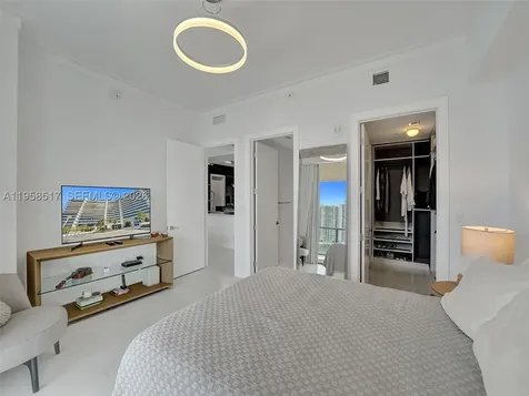 5500 Island Estates Drive Aventura FL 33160