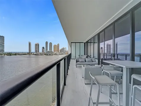 5500 Island Estates Drive Aventura FL 33160