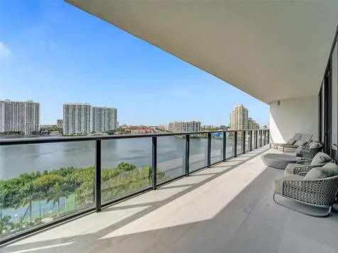5500 Island Estates Drive Aventura FL 33160