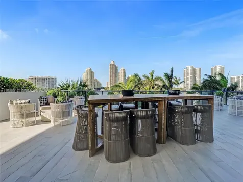 5500 Island Estates Drive Aventura FL 33160