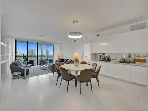 5500 Island Estates Drive Aventura FL 33160