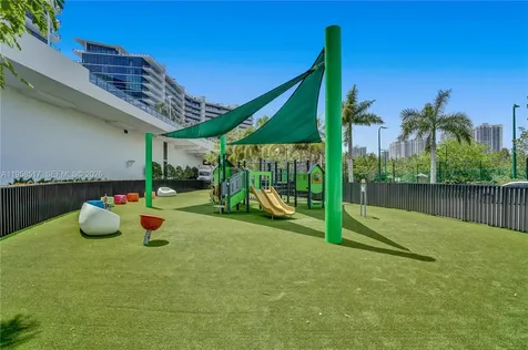 5500 Island Estates Drive Aventura FL 33160