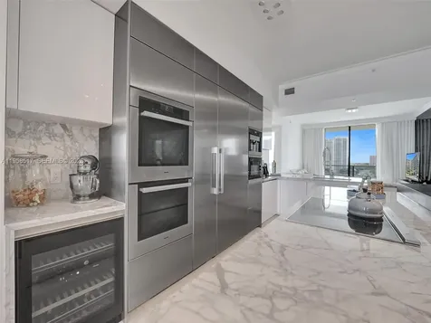 5500 Island Estates Drive Aventura FL 33160