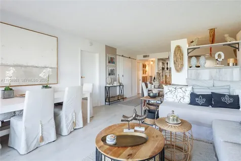 177 Ocean Lane Drive Key Biscayne FL 33149