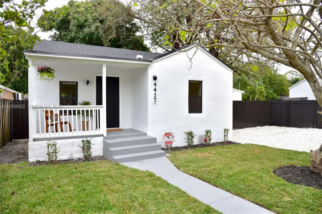 4417 NW 23rd Court Miami FL 33142