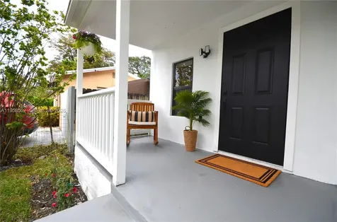 4417 NW 23rd Court Miami FL 33142