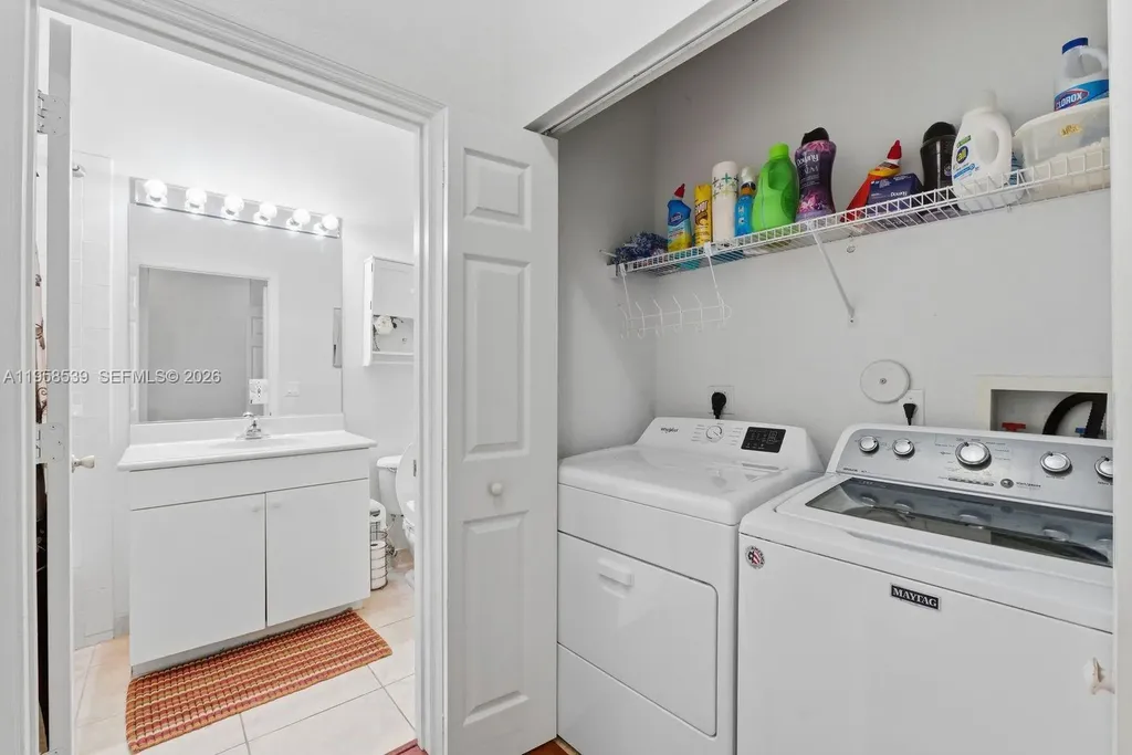 5750 NW 119th Terrace Coral Springs FL 33076