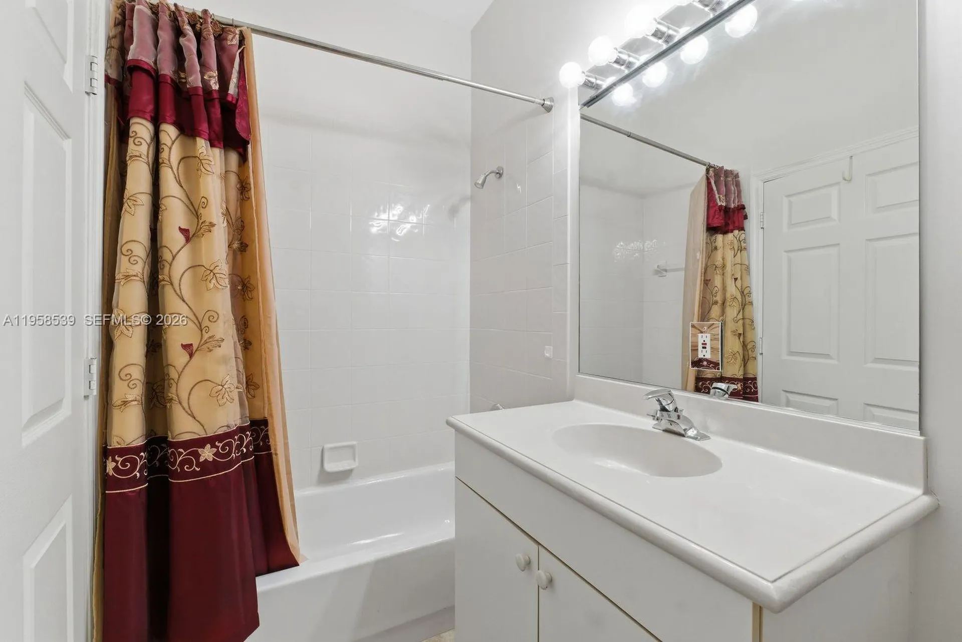 5750 NW 119th Terrace Coral Springs FL 33076