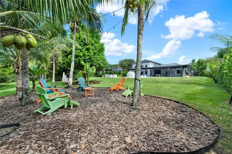 12301 NW 18th Street Plantation FL 33323