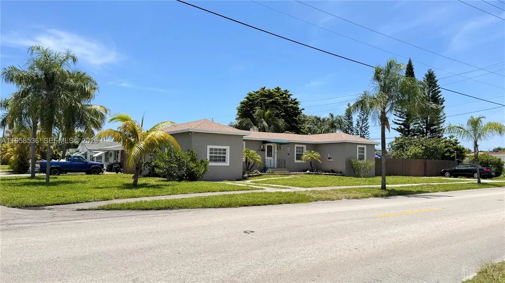 1825 N 24th Avenue Hollywood FL 33020