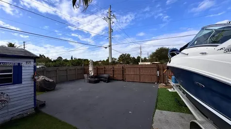1825 N 24th Avenue Hollywood FL 33020