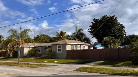1825 N 24th Avenue Hollywood FL 33020