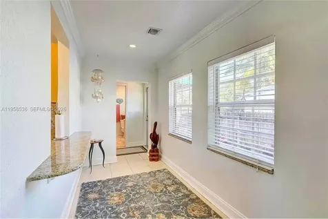 1825 N 24th Avenue Hollywood FL 33020