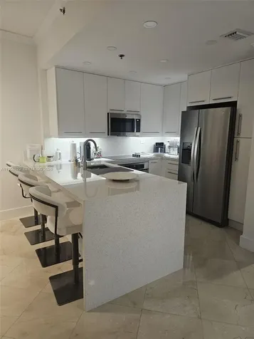 6515 Collins Avenue Miami Beach FL 33141