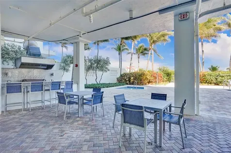 6515 Collins Avenue Miami Beach FL 33141