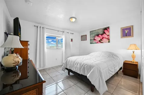 12890 NE 8th Avenue North Miami FL 33161