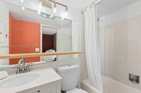 2130 Cambridge F Deerfield Beach FL 33442