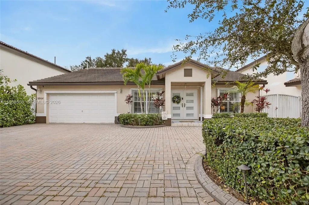 8864 NW 189th Terrace Hialeah FL 33018