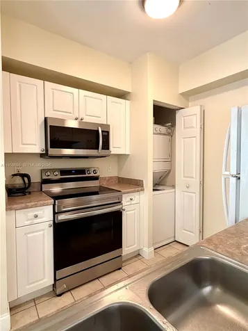 17150 N Bay Road Sunny Isles Beach FL 33160