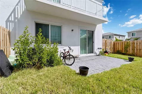 760 SE 13th Court Homestead FL 33034