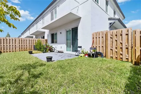 760 SE 13th Court Homestead FL 33034