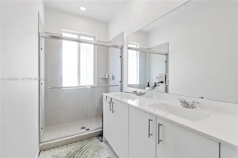 760 SE 13th Court Homestead FL 33034