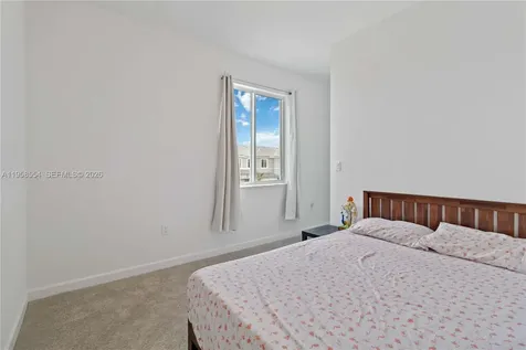 760 SE 13th Court Homestead FL 33034