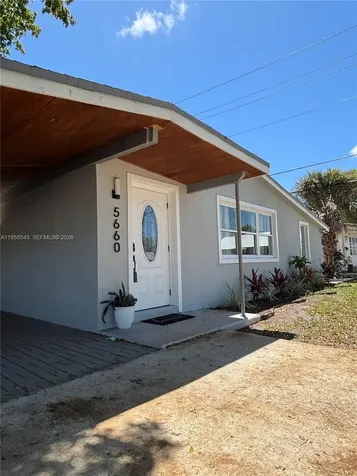 5660 NE 5th Avenue Oakland Park FL 33334