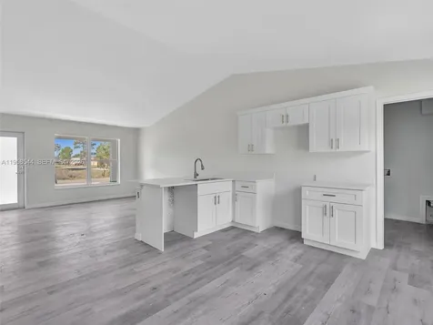 2401 E 11th Street Lehigh Acres FL 33936