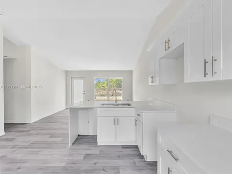 2401 E 11th Street Lehigh Acres FL 33936