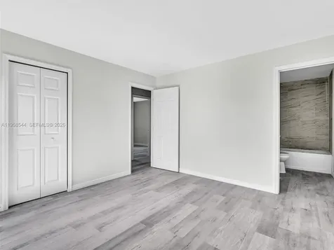 2401 E 11th Street Lehigh Acres FL 33936