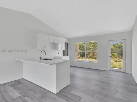 2401 E 11th Street Lehigh Acres FL 33936