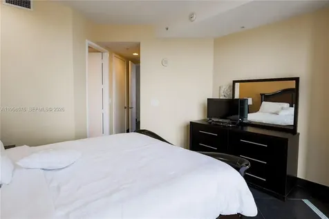 18201 Collins Avenue Sunny Isles Beach FL 33160