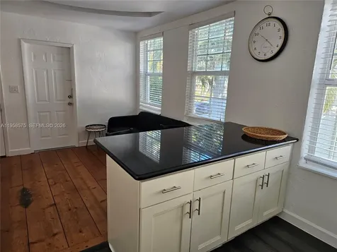 622 15th Street Miami Beach FL 33139