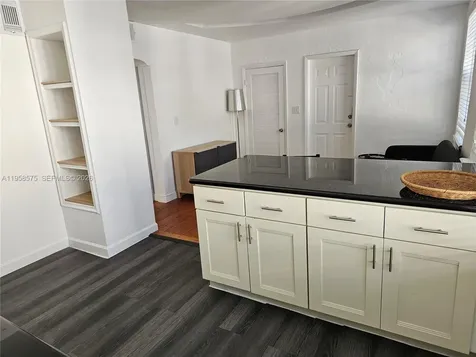 622 15th Street Miami Beach FL 33139