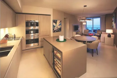 4111 S Ocean Drive Hollywood FL 33019