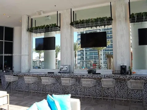 4111 S Ocean Drive Hollywood FL 33019