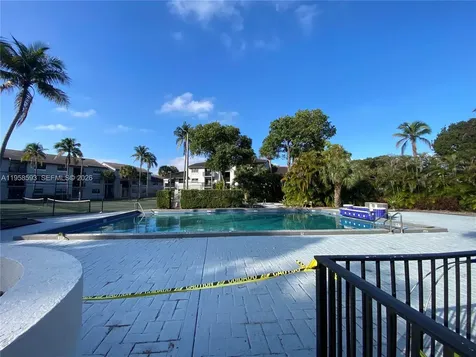 7175 NW 179th Street Hialeah FL 33015