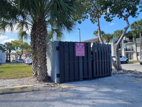 7175 NW 179th Street Hialeah FL 33015