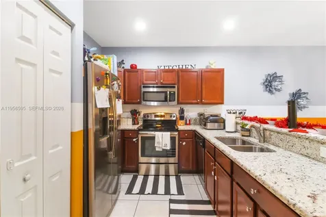 707 SE 32nd Terrace Homestead FL 33033
