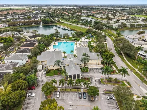 707 SE 32nd Terrace Homestead FL 33033
