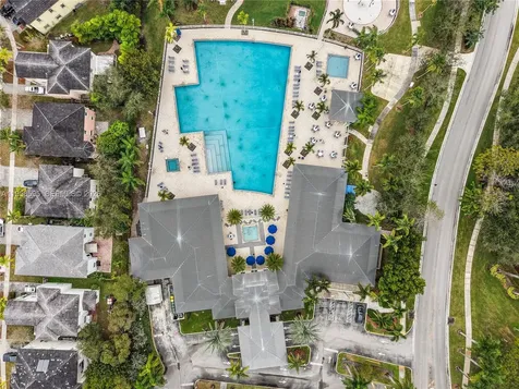 707 SE 32nd Terrace Homestead FL 33033