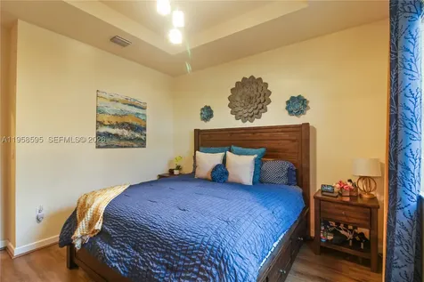 707 SE 32nd Terrace Homestead FL 33033