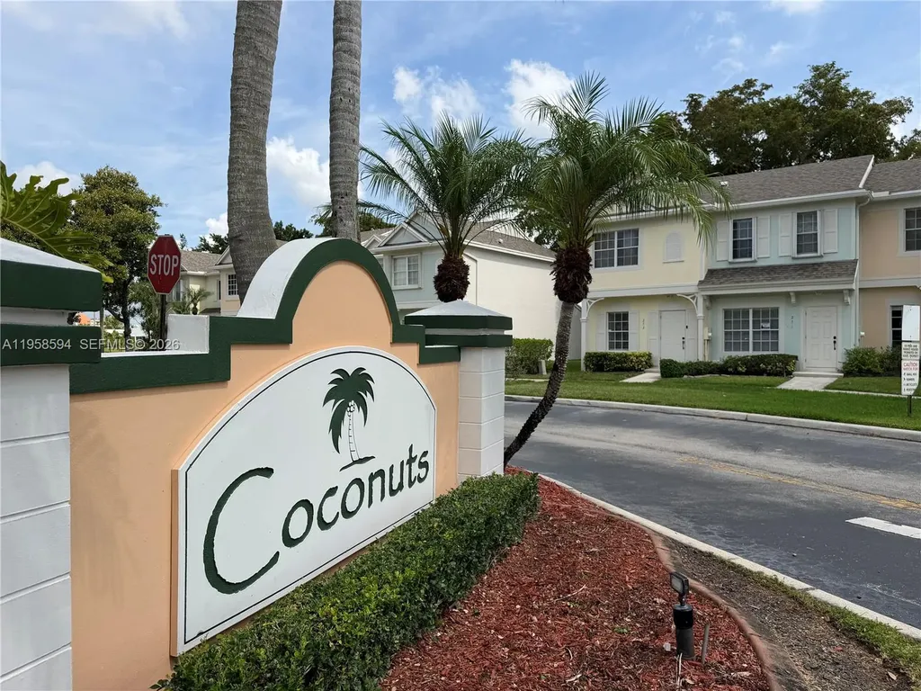 271 Duval Court Weston FL 33326