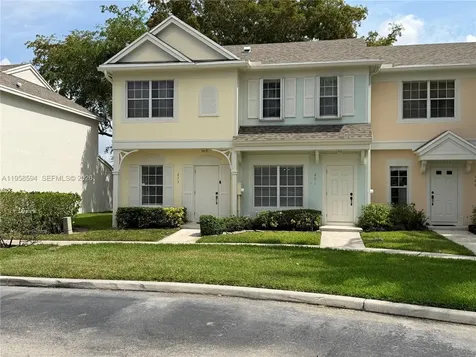 271 Duval Court Weston FL 33326