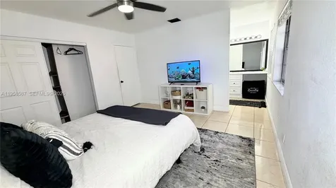 2451 SW 85th Terrace Miramar FL 33025