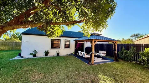 2451 SW 85th Terrace Miramar FL 33025